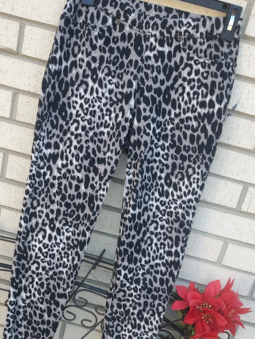 Leopard 🐆 Leggings - Picture 6 of 10